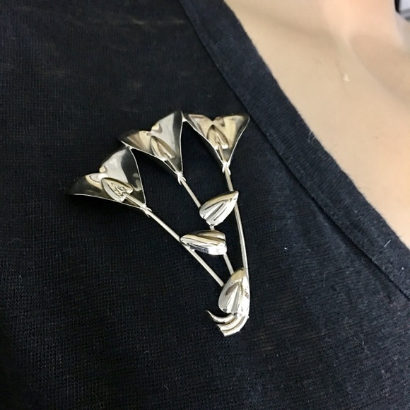 925 Sterling Silver Flower Heart Brooch Pin Vintage Valentine - Picture 7 of 10